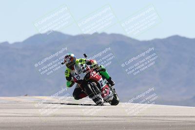 media/Oct-13-2025-Moto Forza (Mon) [[a66d839500]]/3-B Group/Session 4 (Turn 9)/